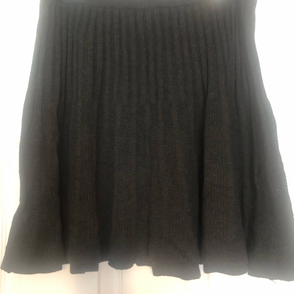 Max Studio Dark Gray Ribbed Knit Skater Skirt